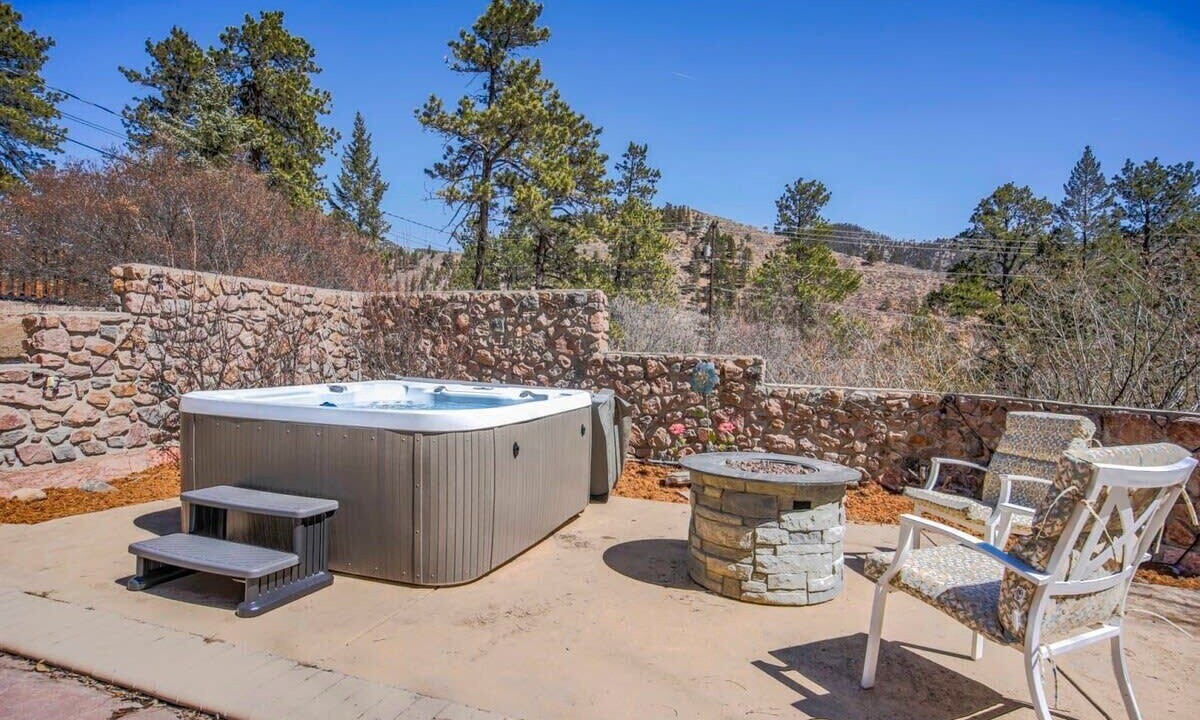 Photo of Outdoor in Green Mountain Falls