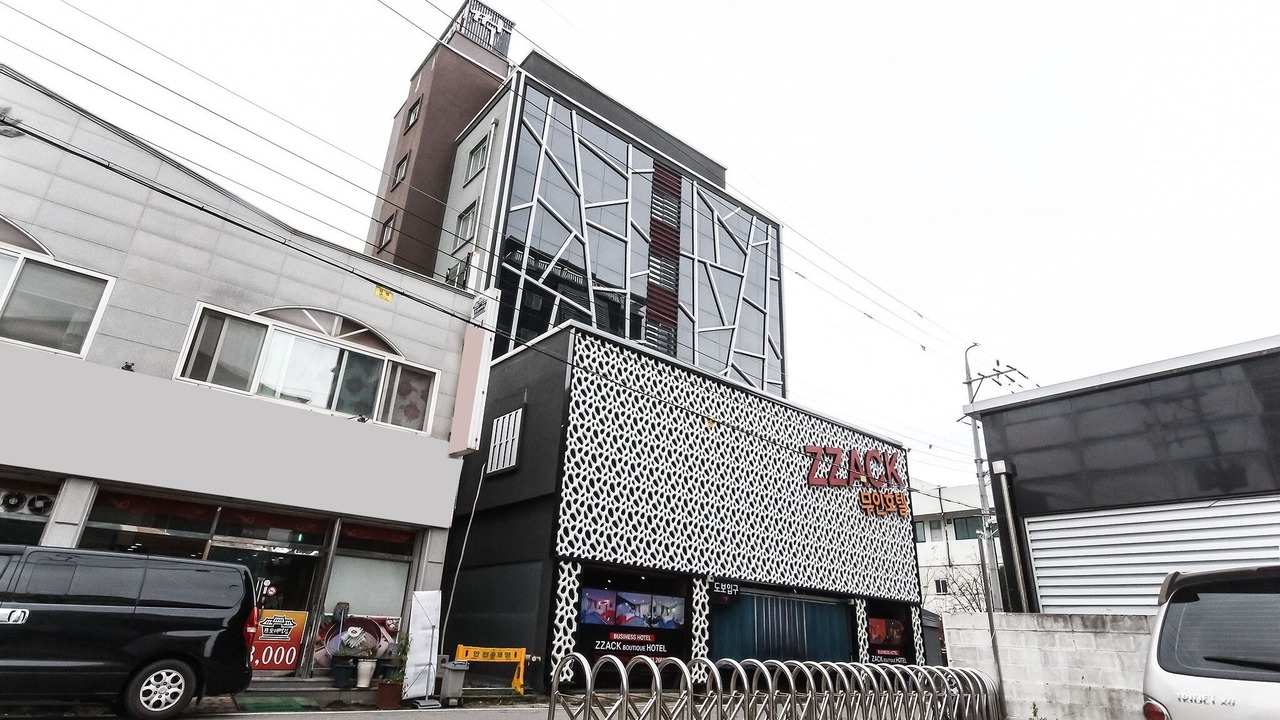 Photo of Outdoor in Muan