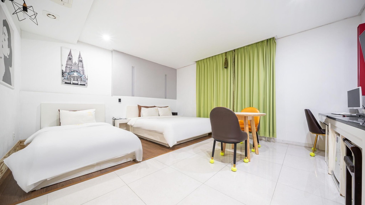 Photo of Bedroom in Muan