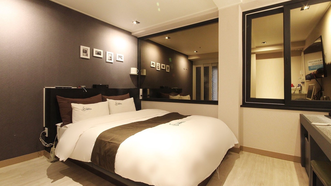 Photo of Bedroom in Busan