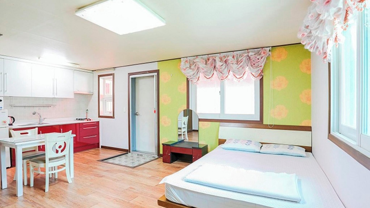 Photo of Bedroom in Seojong