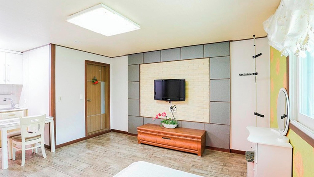 Photo of Bedroom in Seojong