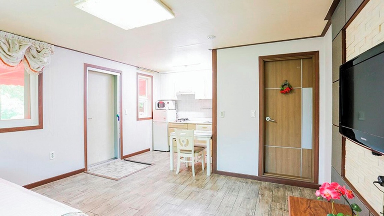 Photo of Bedroom in Seojong