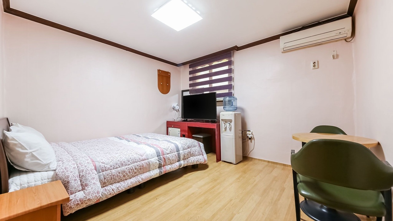Photo of Bedroom in Jinju