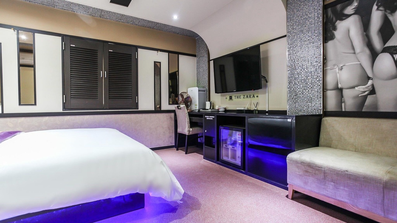 Photo of Bedroom in Downtown