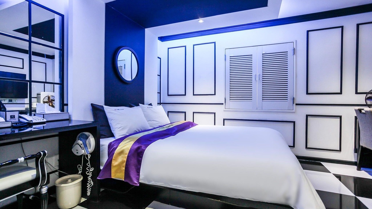 Photo of Bedroom in Downtown