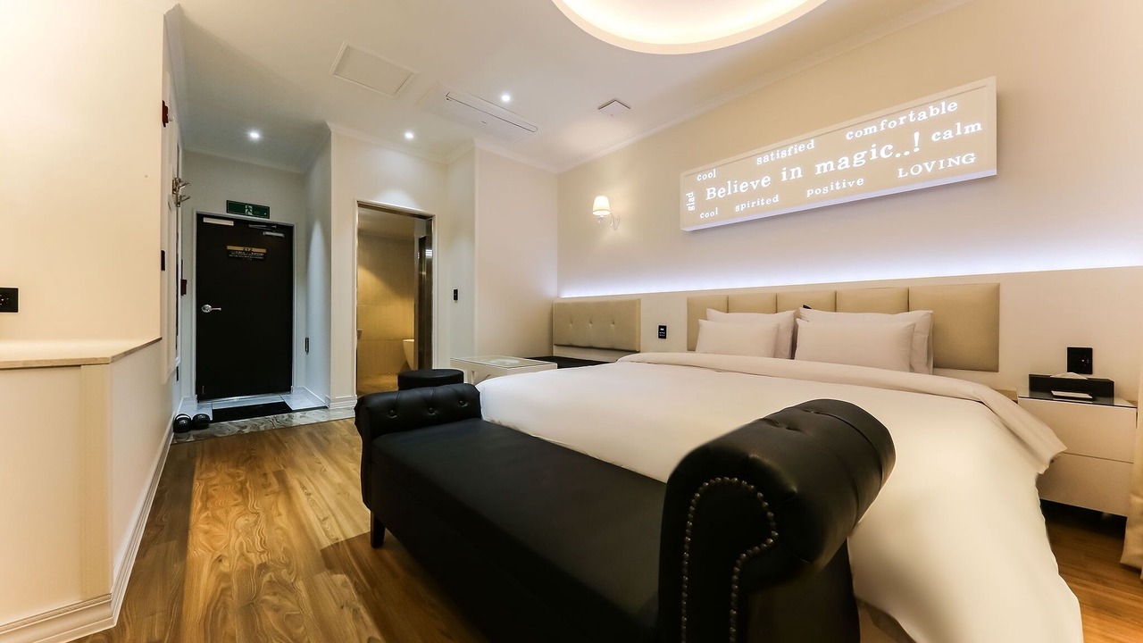 Photo of Bedroom in Tolchang