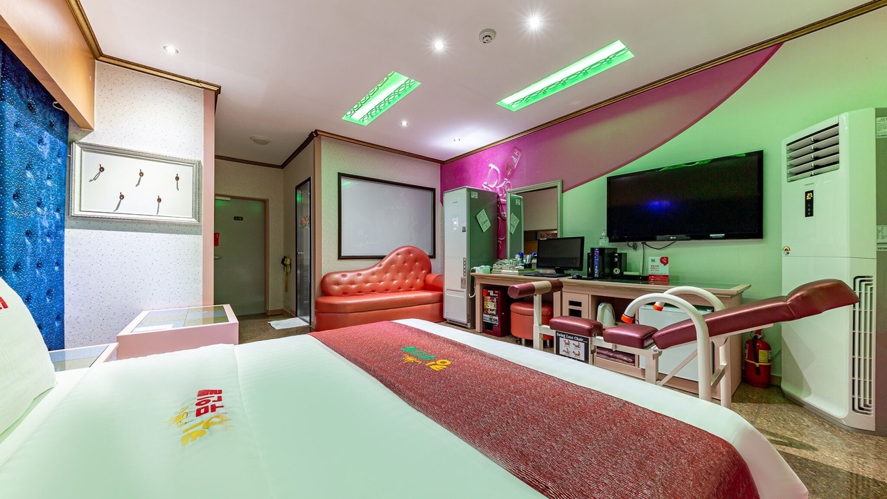 Photo of Bedroom in Muan