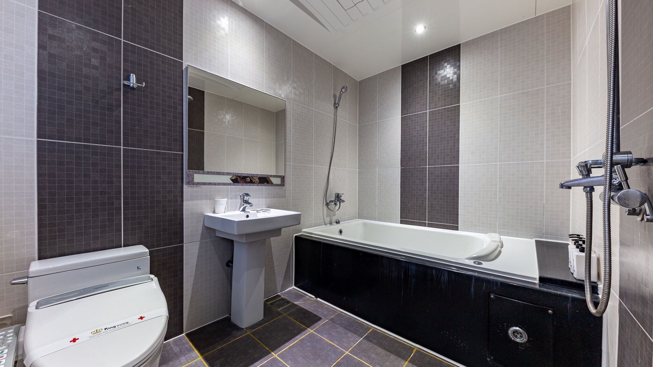 Photo of Bedroom in Muan