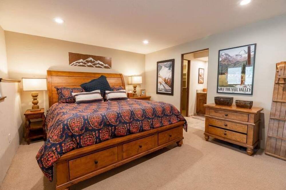 Photo of Bedroom in Highland Meadows