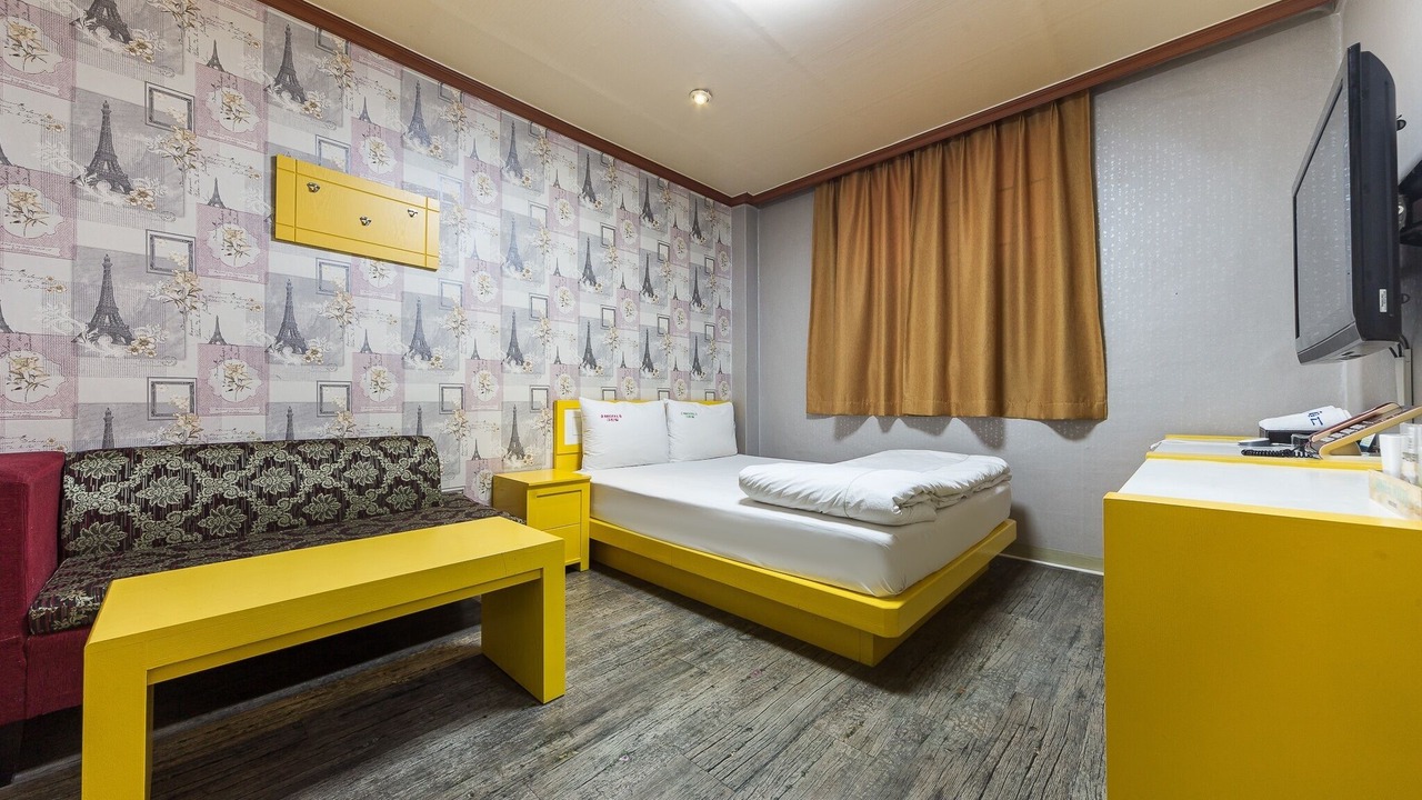 Photo of Bedroom in Daemyeong-dong