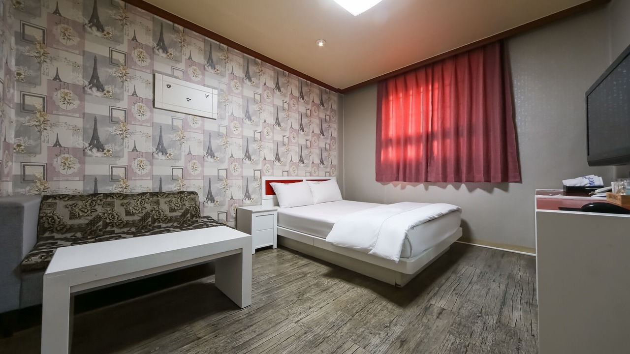 Photo of Bedroom in Daemyeong-dong