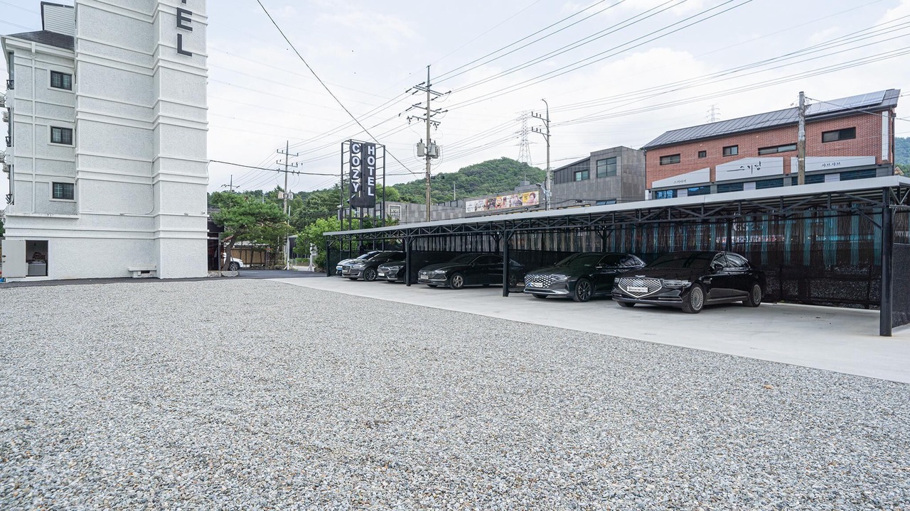 Photo of Others in Seojong