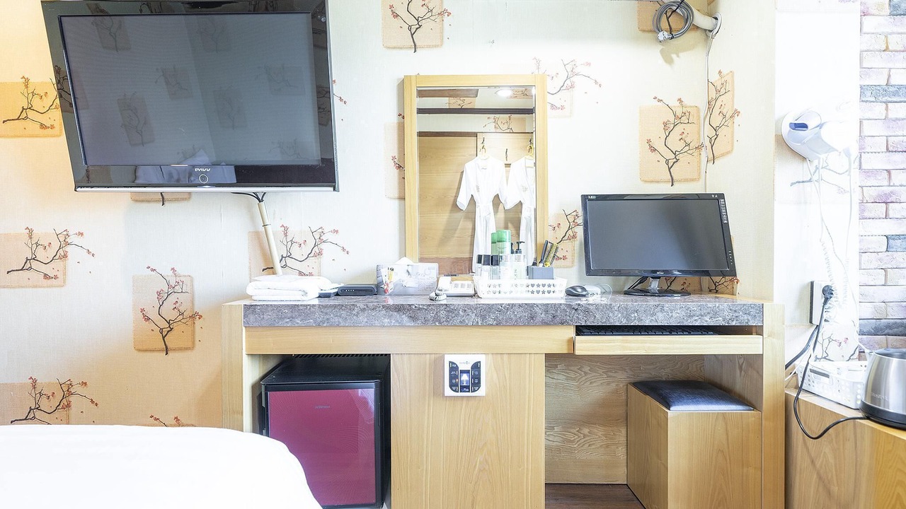 Photo of Bedroom in Seojong