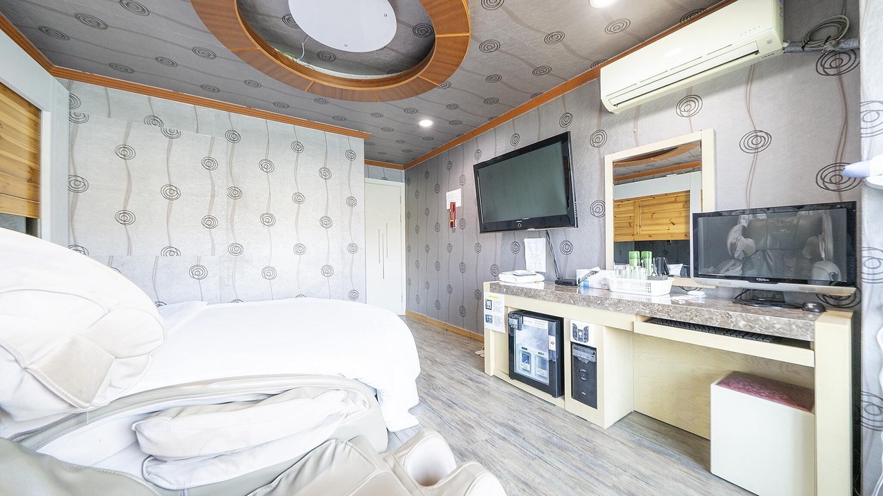Photo of Bedroom in Seojong