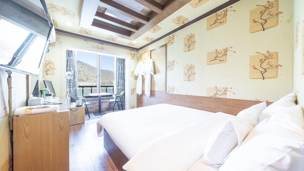 Photo of Bedroom in Seojong
