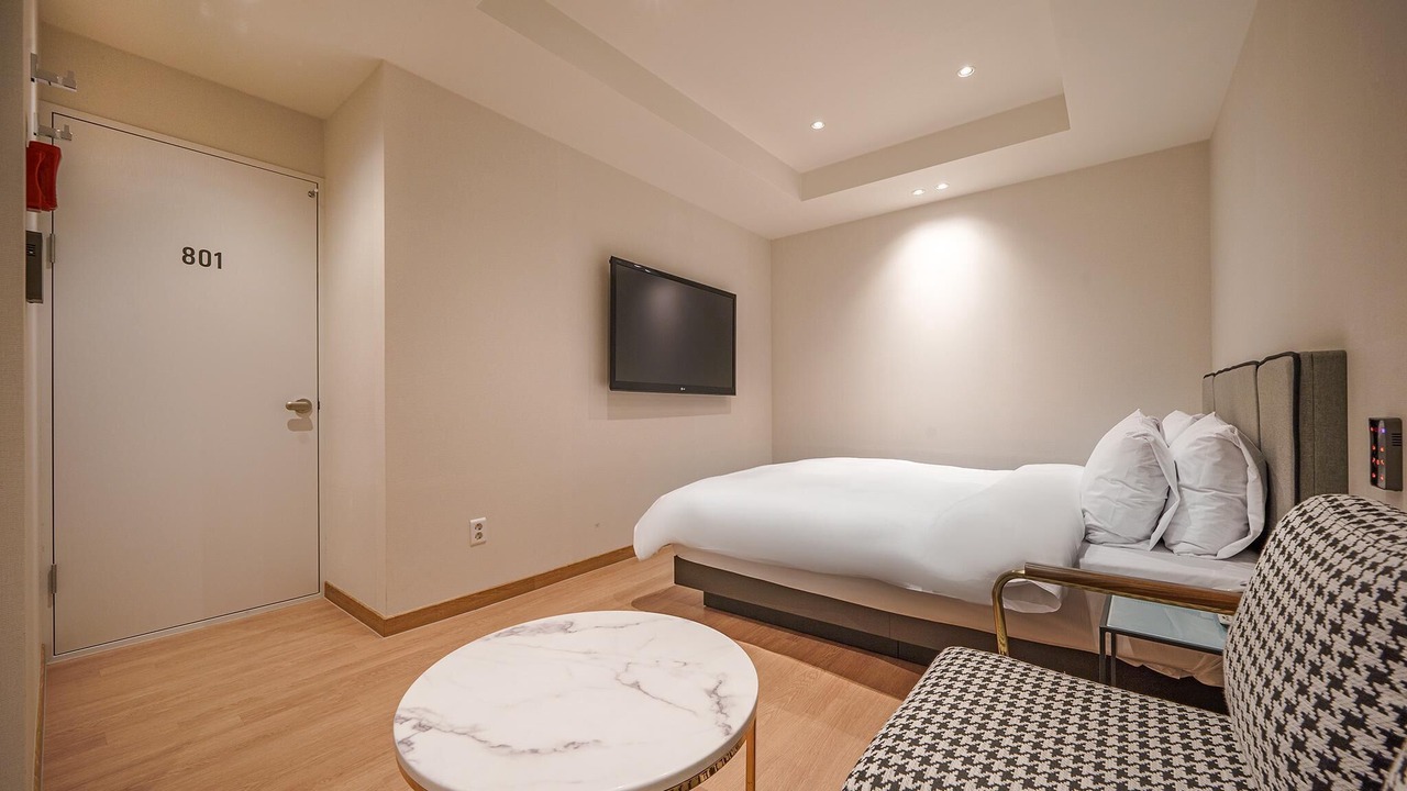 Photo of Bedroom in Sincheondong