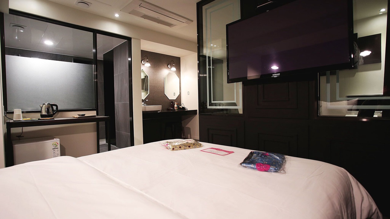Photo of Bedroom in Nonhyeon-dong