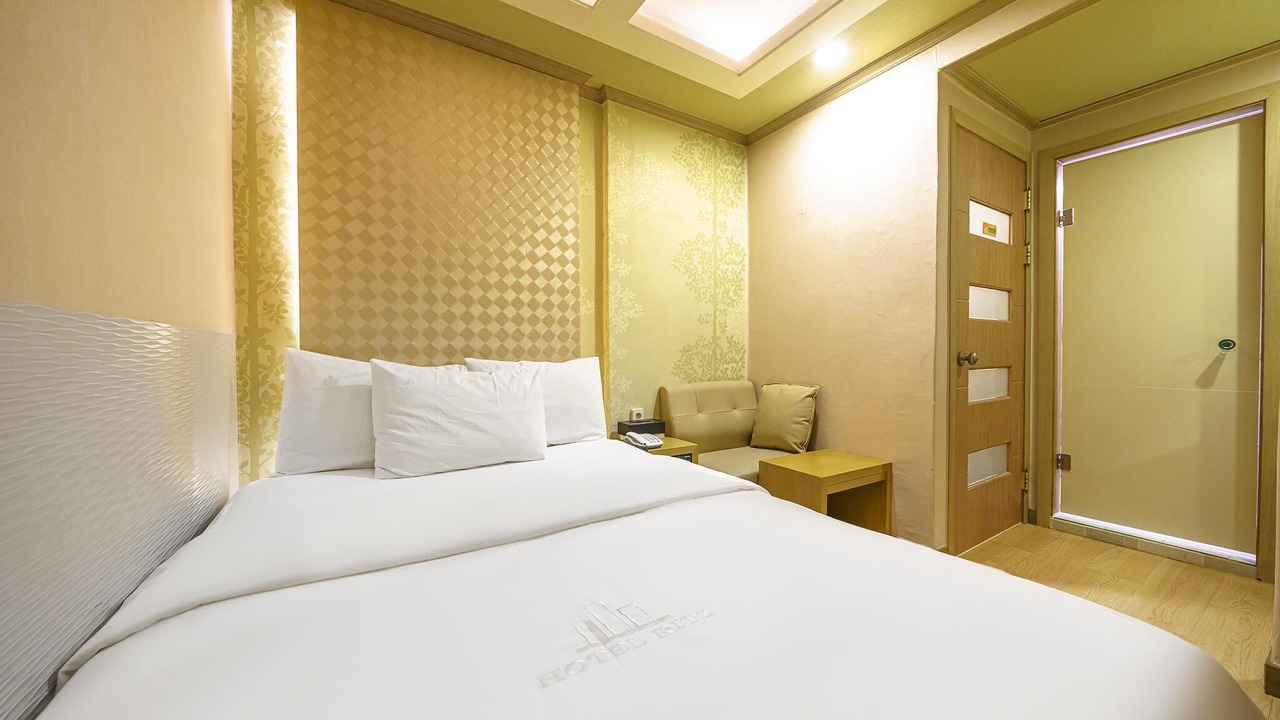 Photo of Bedroom in Myonmok-tong