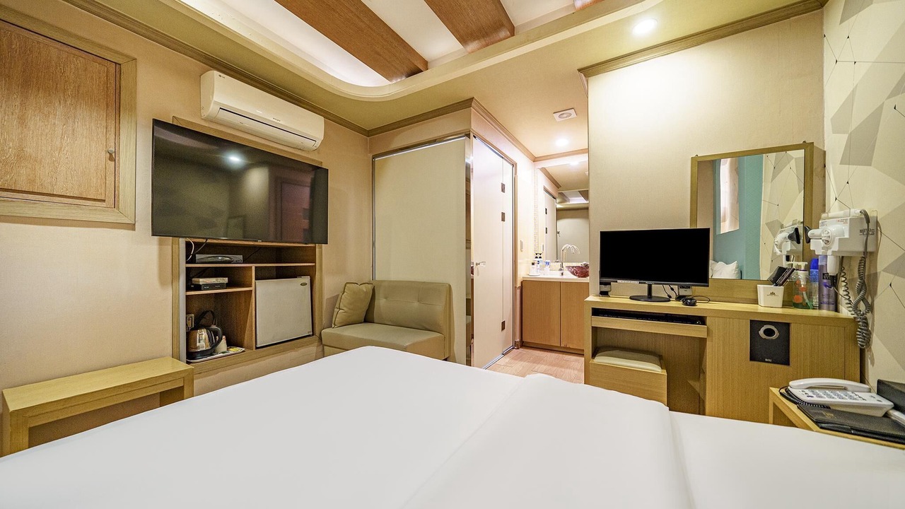 Photo of Bedroom in Myonmok-tong