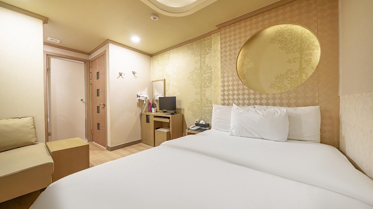 Photo of Bedroom in Myonmok-tong