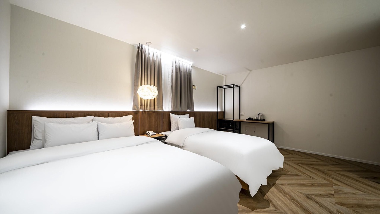 Photo of Bedroom in Gumi