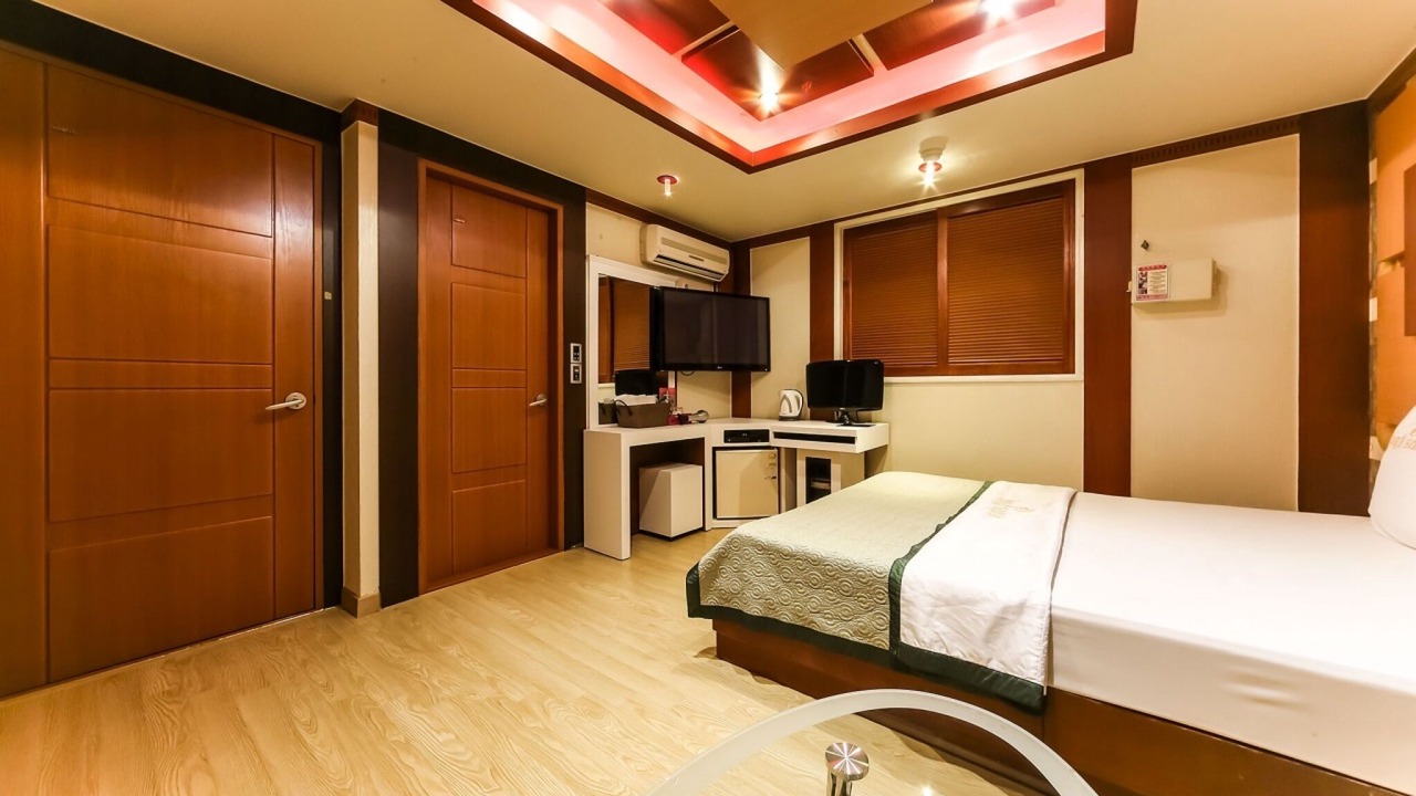 Photo of Bedroom in Gumi