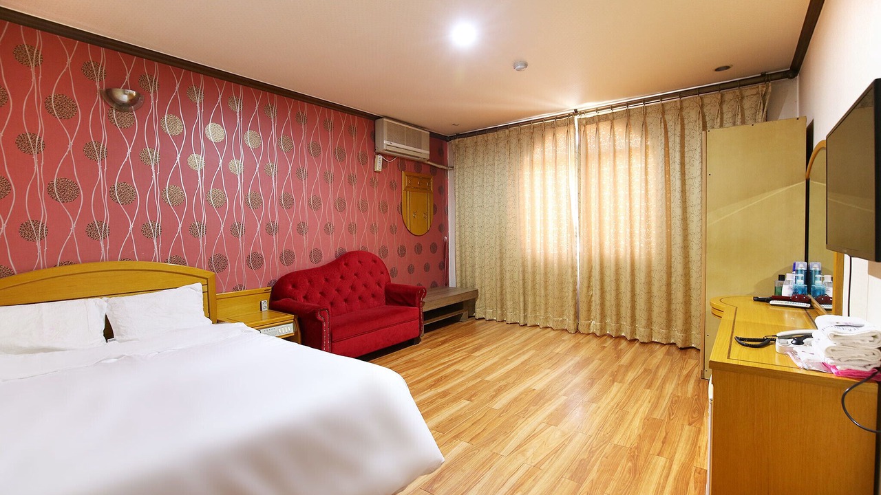 Photo of Bedroom in Holmoe