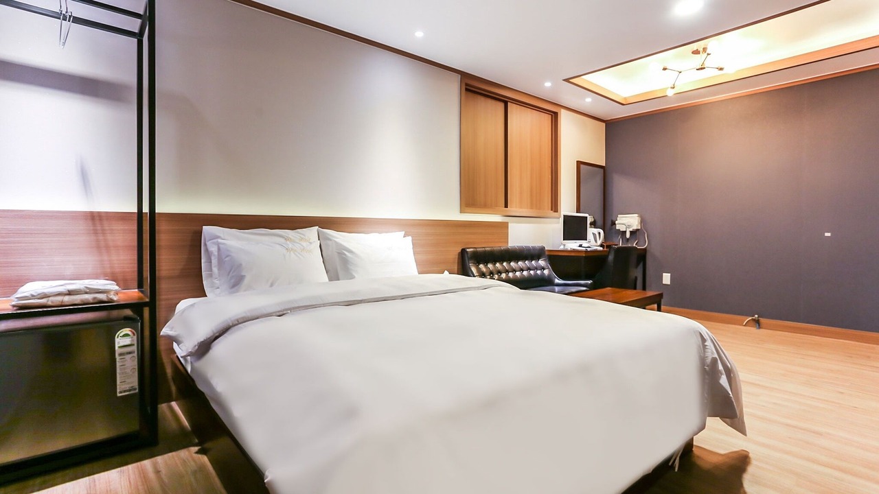 Photo of Bedroom in Gil-dong