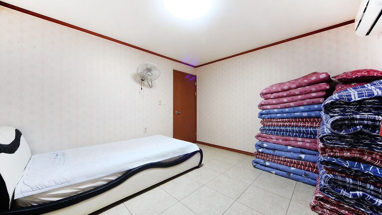 Photo of Bedroom in Chungmu