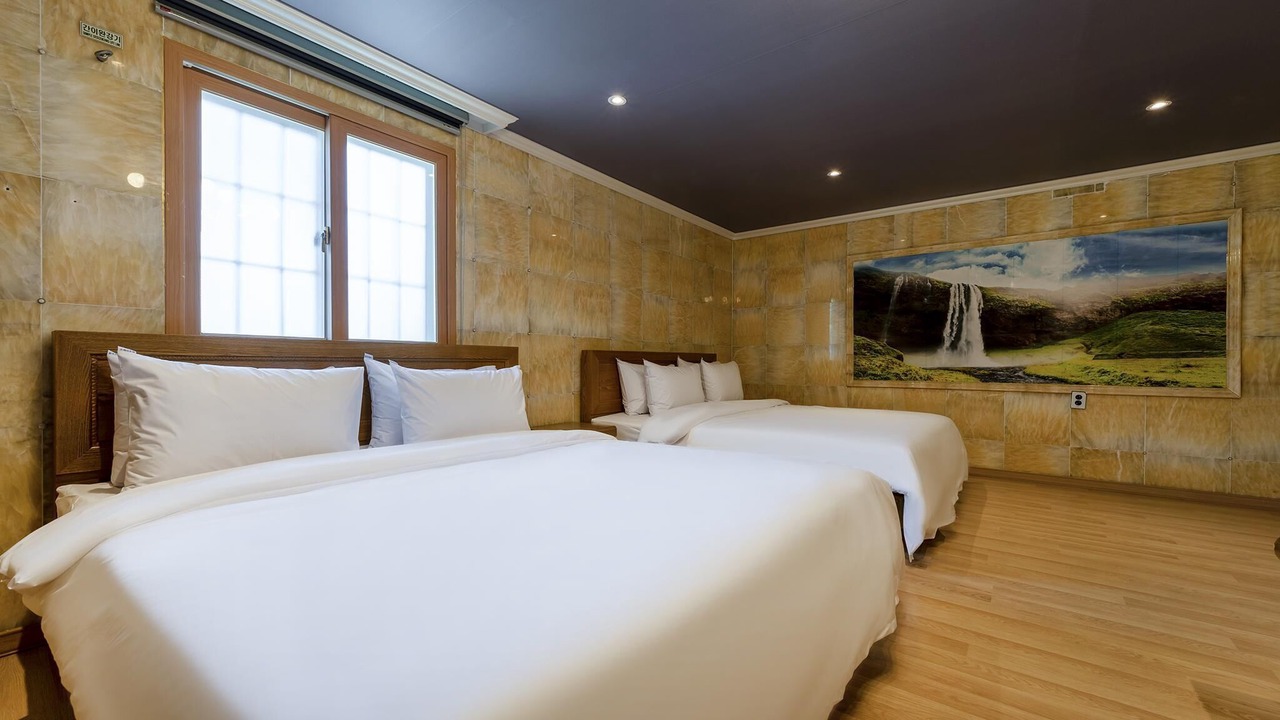 Photo of Bedroom in Tongyeong