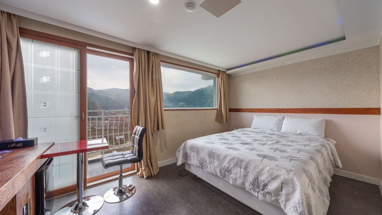 Photo of Bedroom in Oeseo
