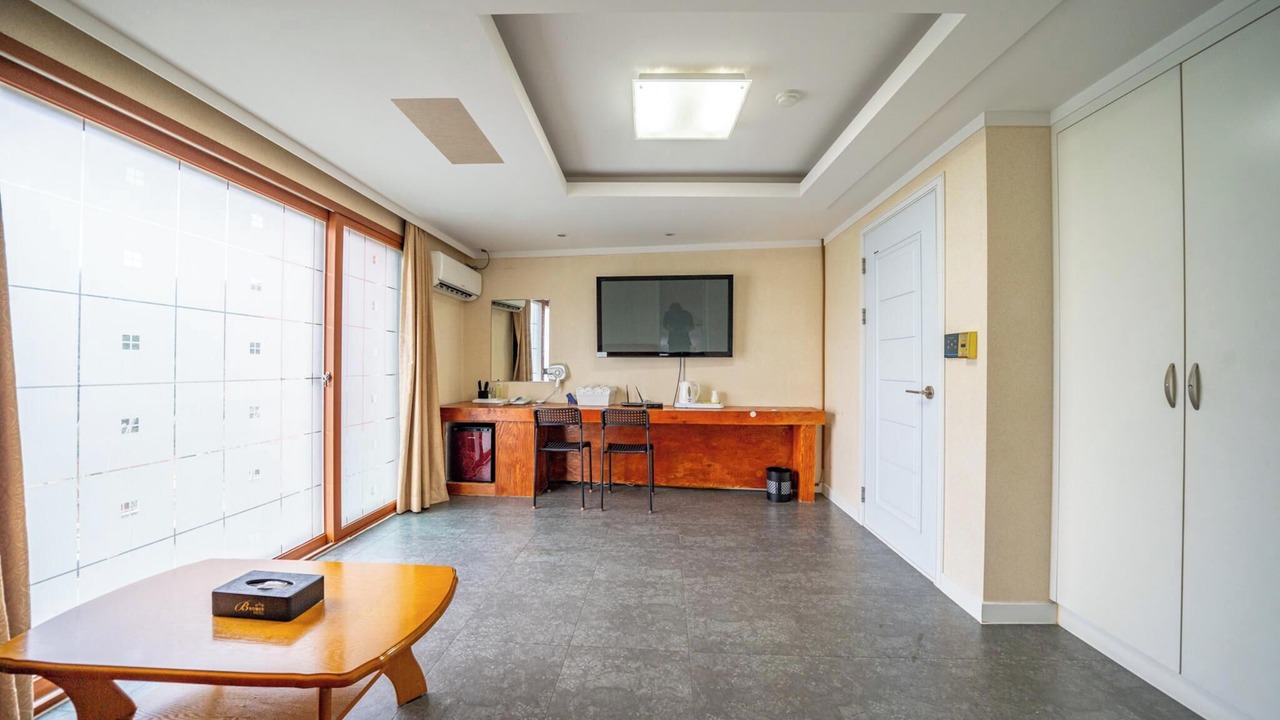 Photo of Bedroom in Oeseo