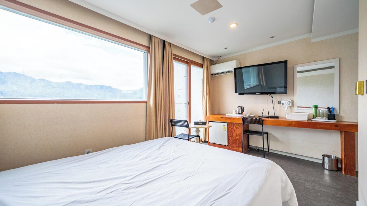 Photo of Bedroom in Oeseo