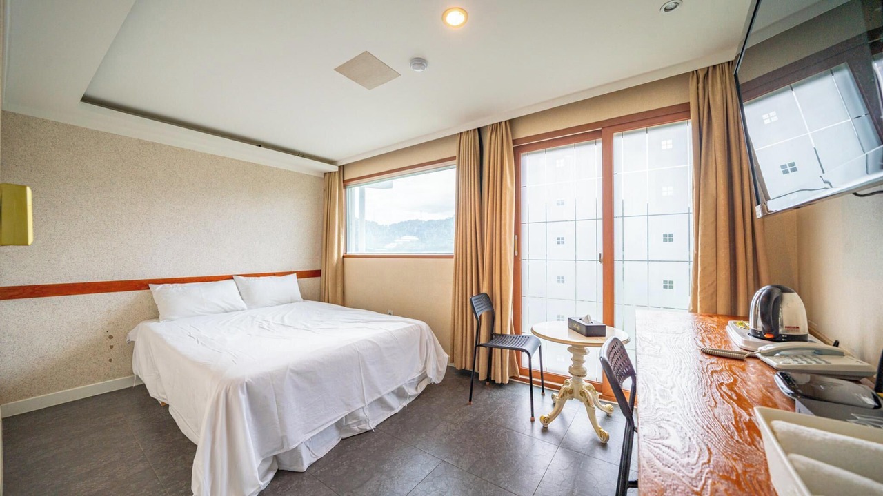 Photo of Bedroom in Oeseo