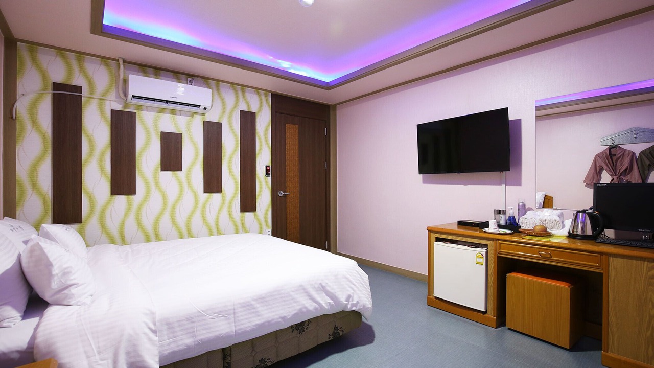 Photo of Bedroom in Deoksan