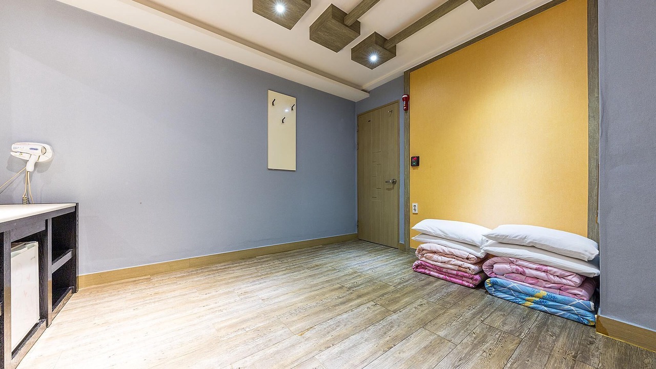 Photo of Bedroom in Oncheon-dong