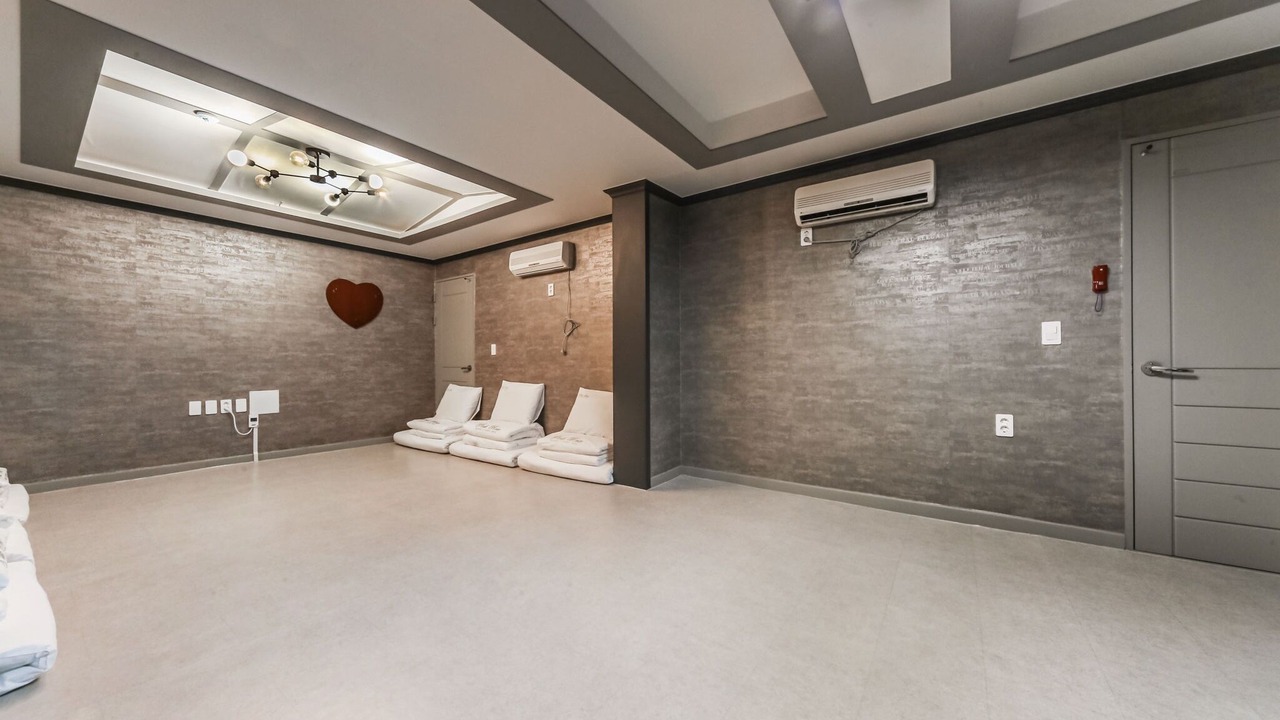 Photo of Bedroom in Gumi