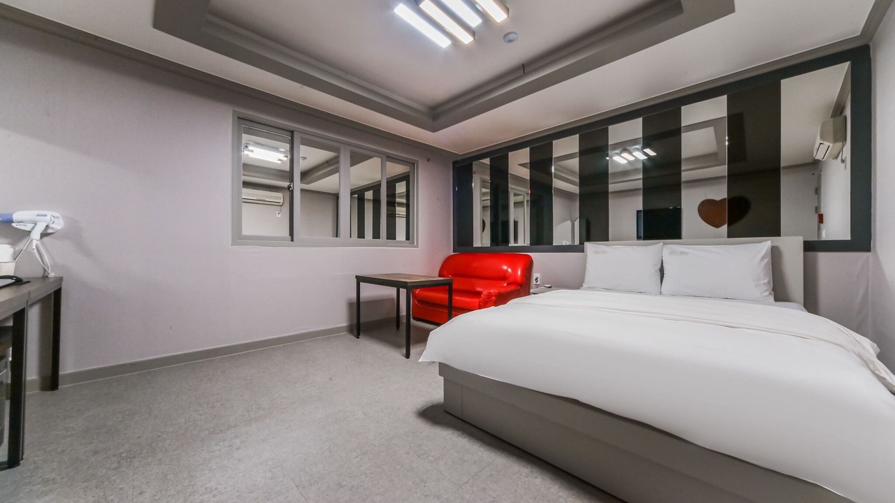 Photo of Bedroom in Gumi