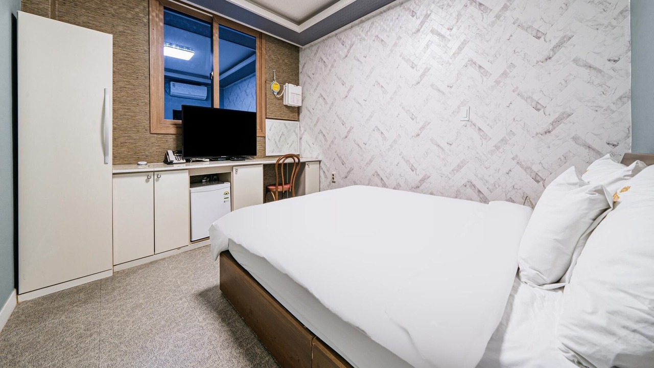 Photo of Bedroom in Donghae