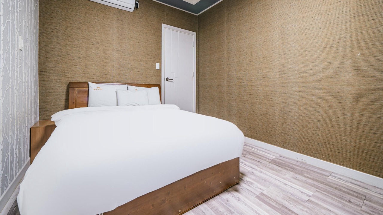 Photo of Bedroom in Donghae