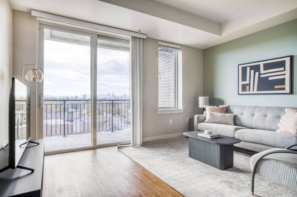 Photo of Bedroom in Hale