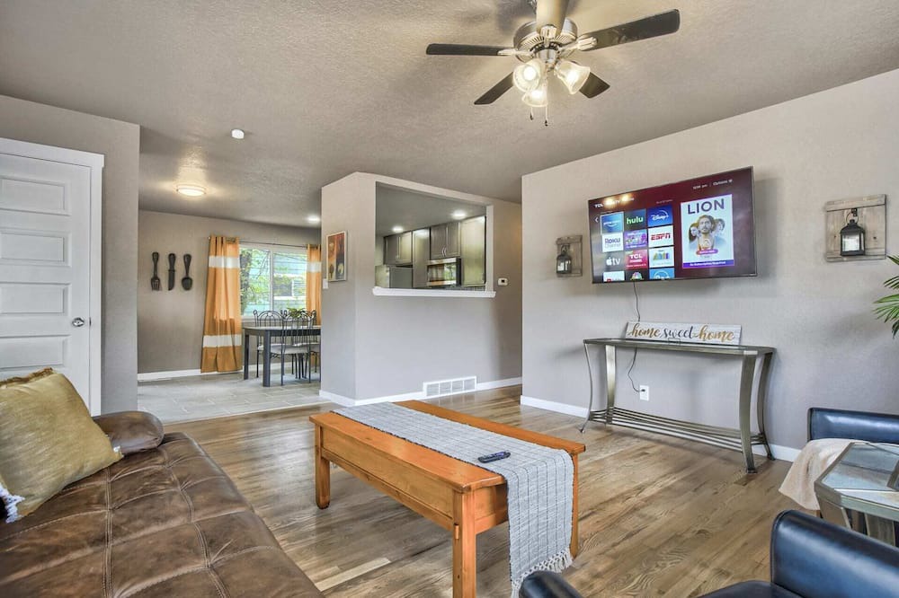 Photo of Bedroom in Colorado Springs
