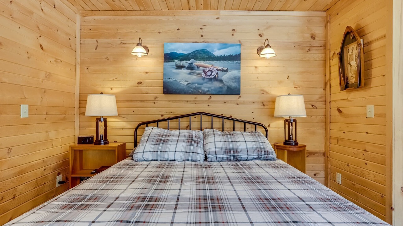 Photo of Bedroom in Lyons