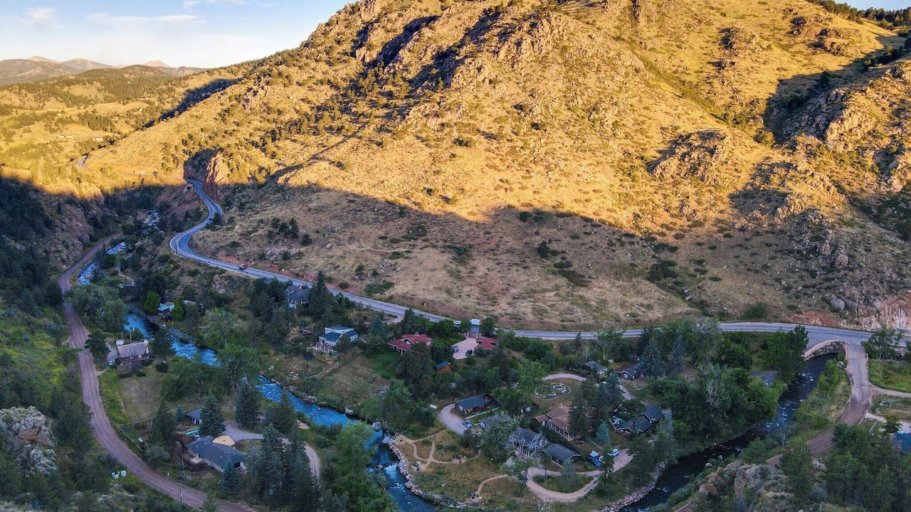 Photo of Outdoor in Lyons