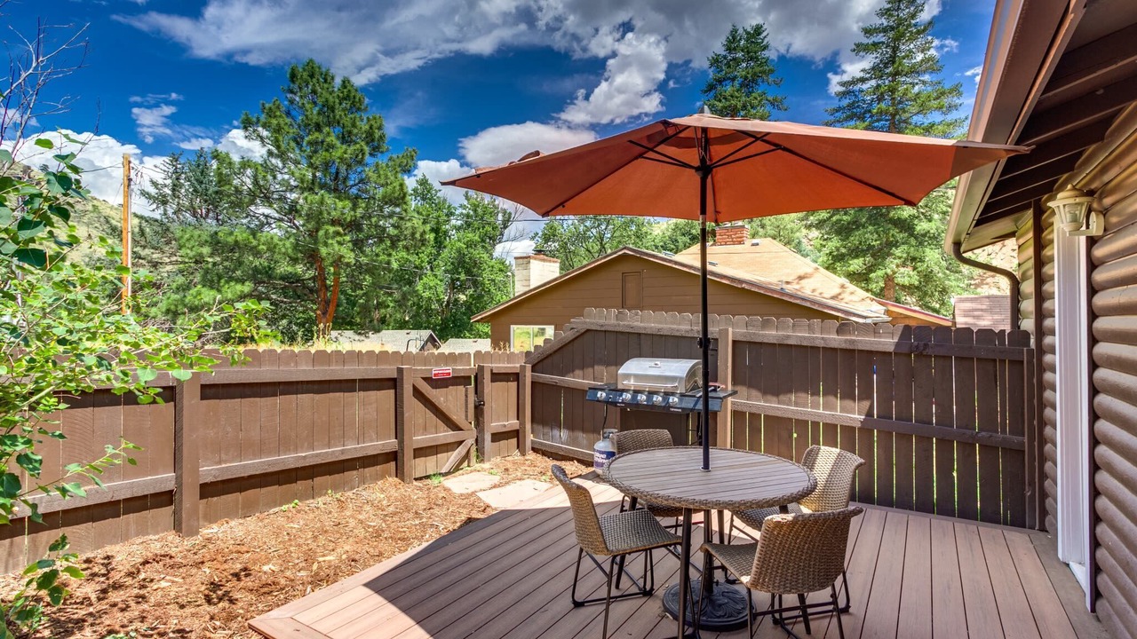 Photo of Outdoor in Lyons