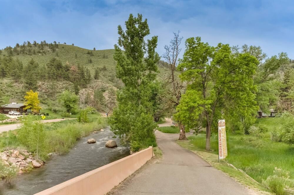Photo of Others in Lyons