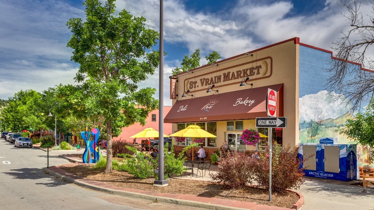 Photo of Others in Lyons