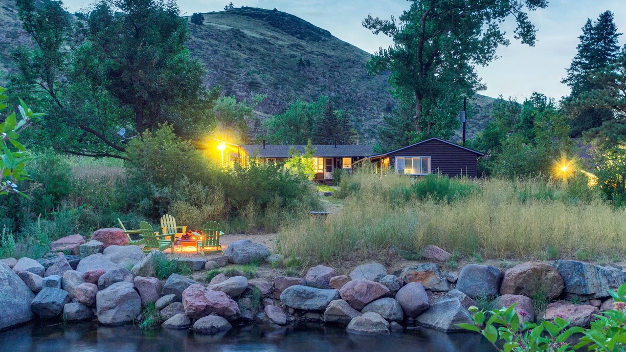 Photo of Outdoor in Lyons