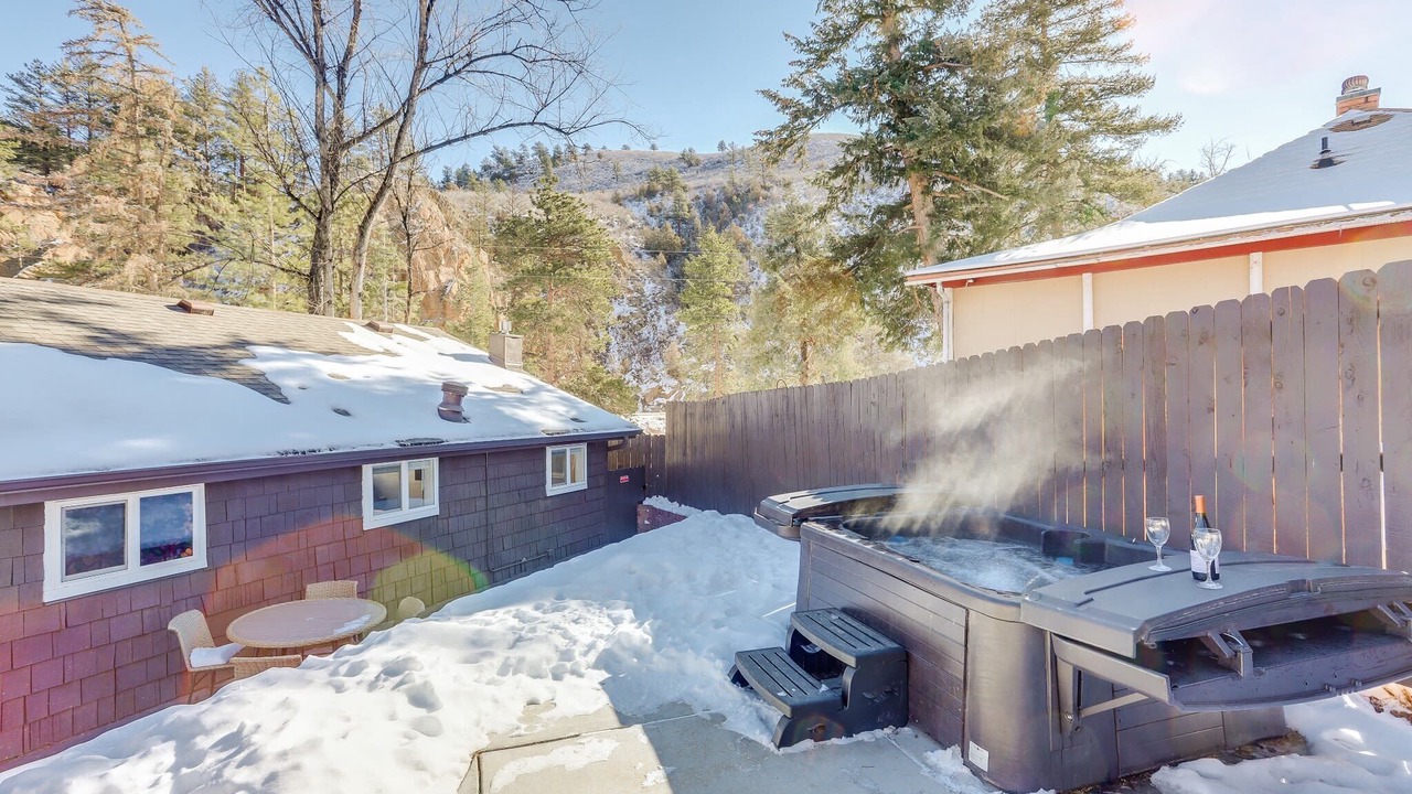 Photo of Outdoor in Lyons